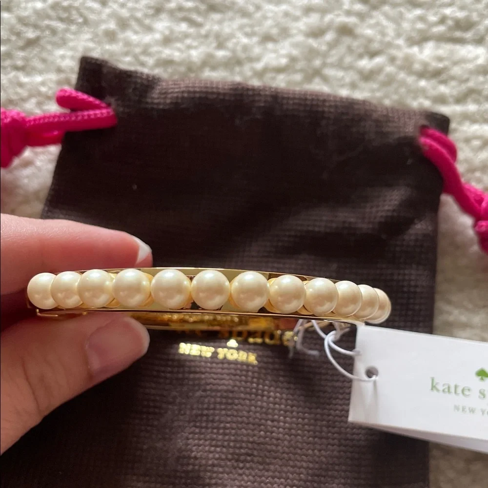 kate spade ♠️ NWT Gold & Pearl bracelet with dust bag - Picture 6 of 12